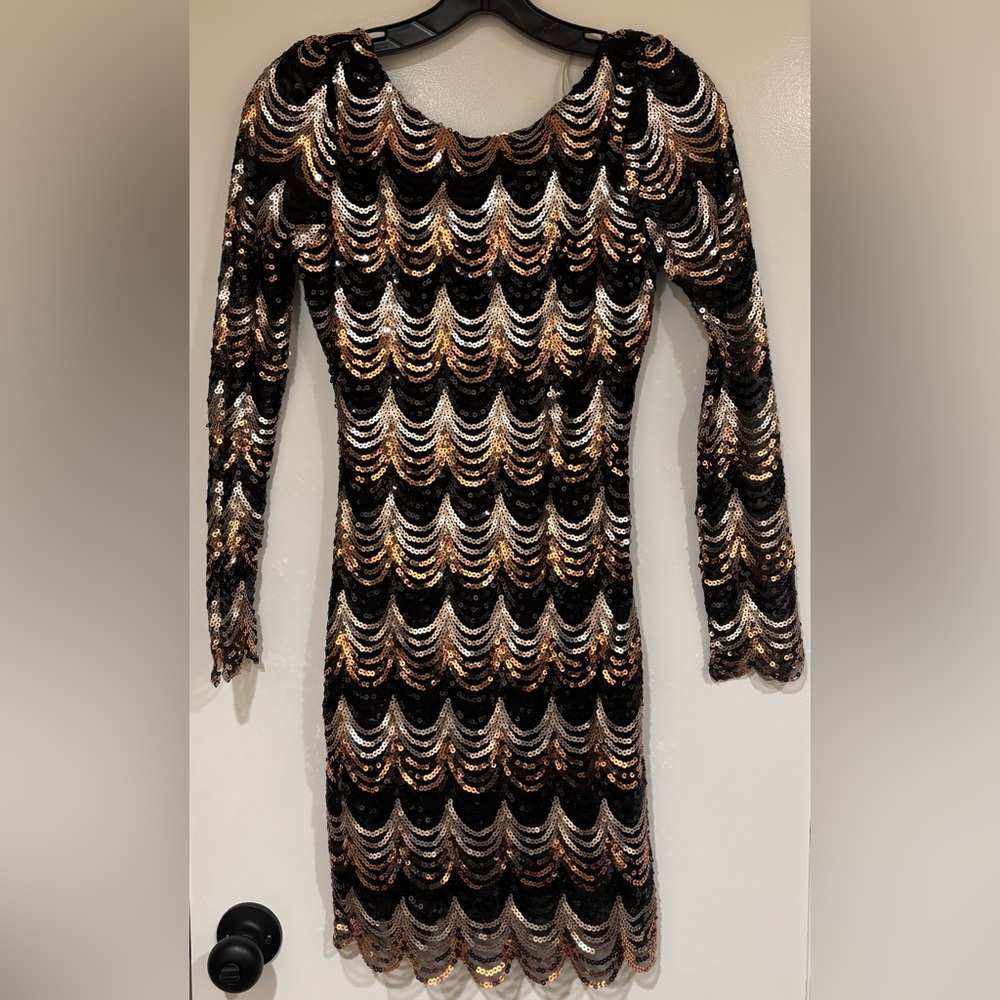 Black and Gold Sequin Long Sleeve Dress